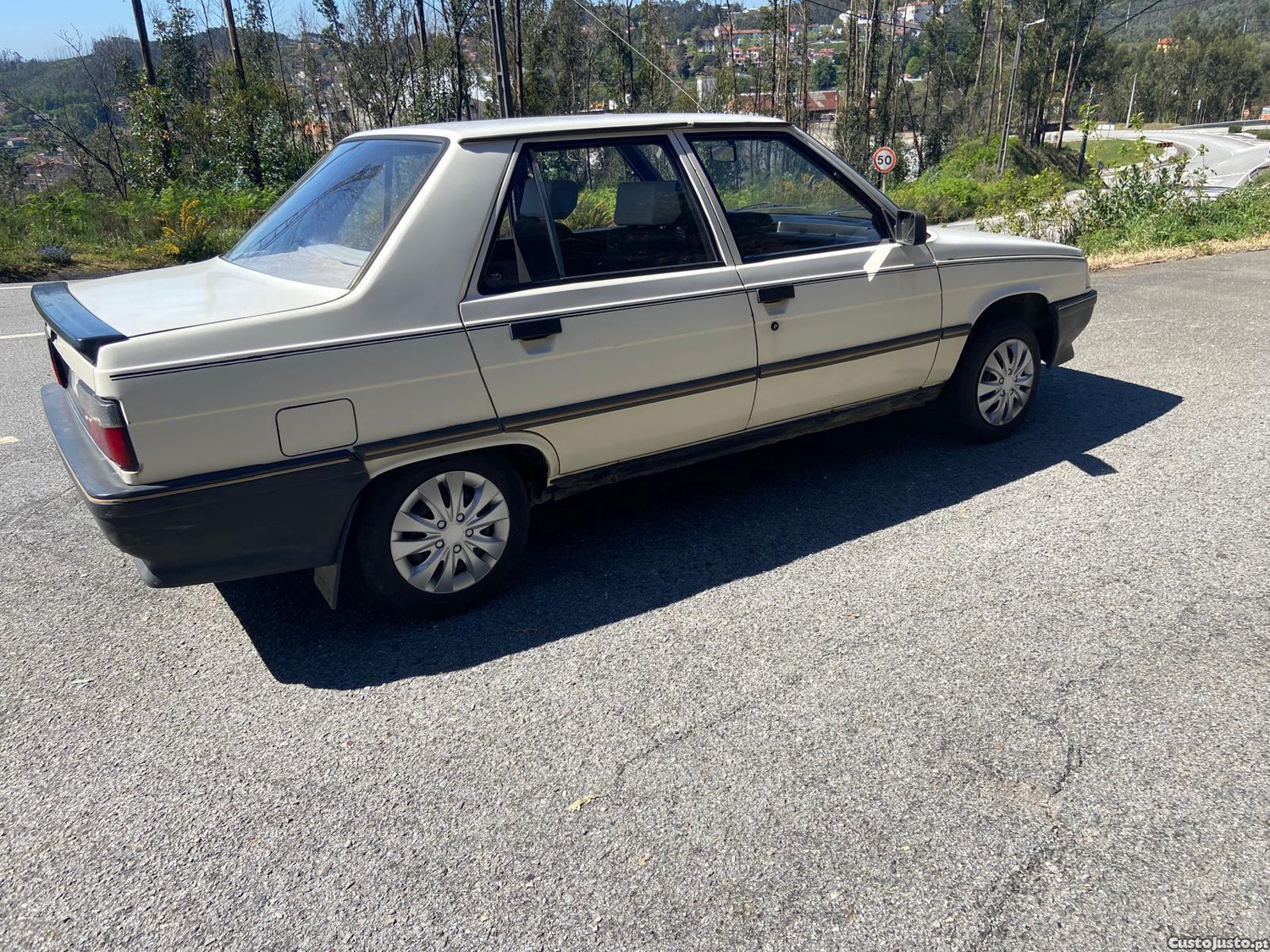 Renault 9 TL CLÁSSICO — fotografia 9