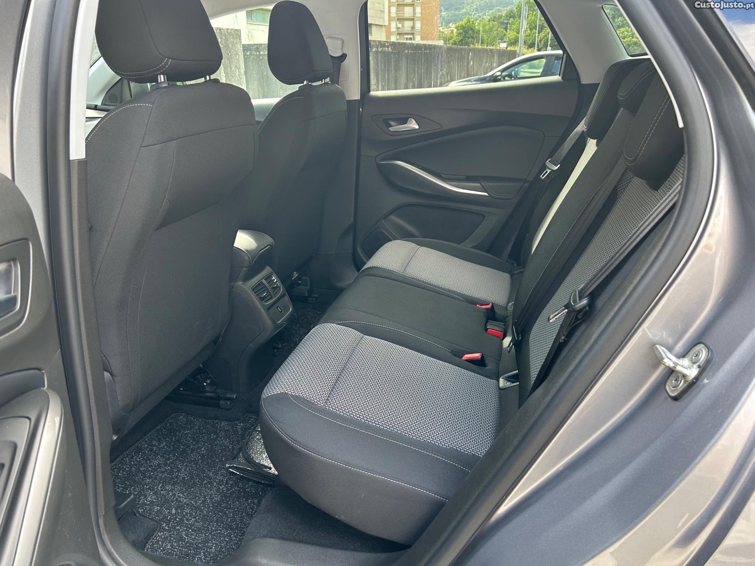 Opel Grandland X 1.5 CDTI GS line AT — fotografia 6