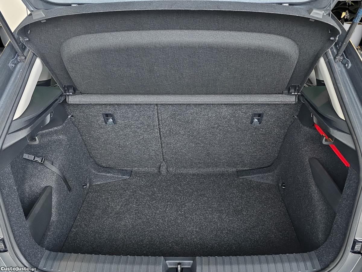 Skoda Kamiq 1.0 TSI DSG 3 ANOS G — fotografia 8