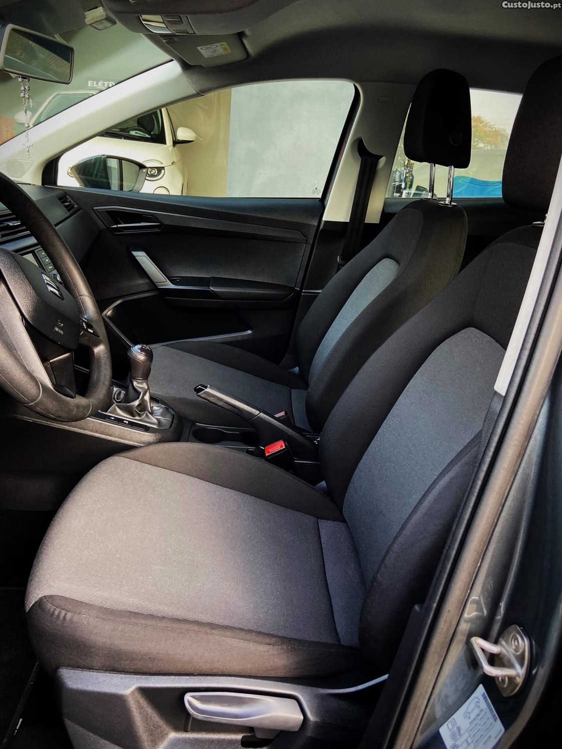 SEAT Ibiza Nacional com Histórico De Manutenção — fotografia 3