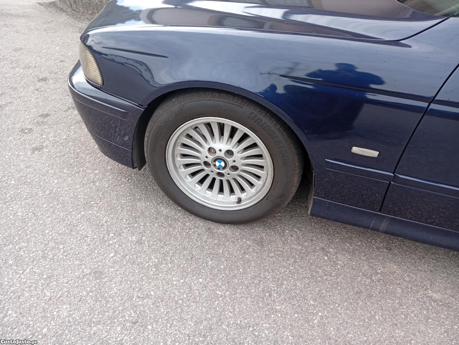 BMW 530 5 Series - 01 — photo 2