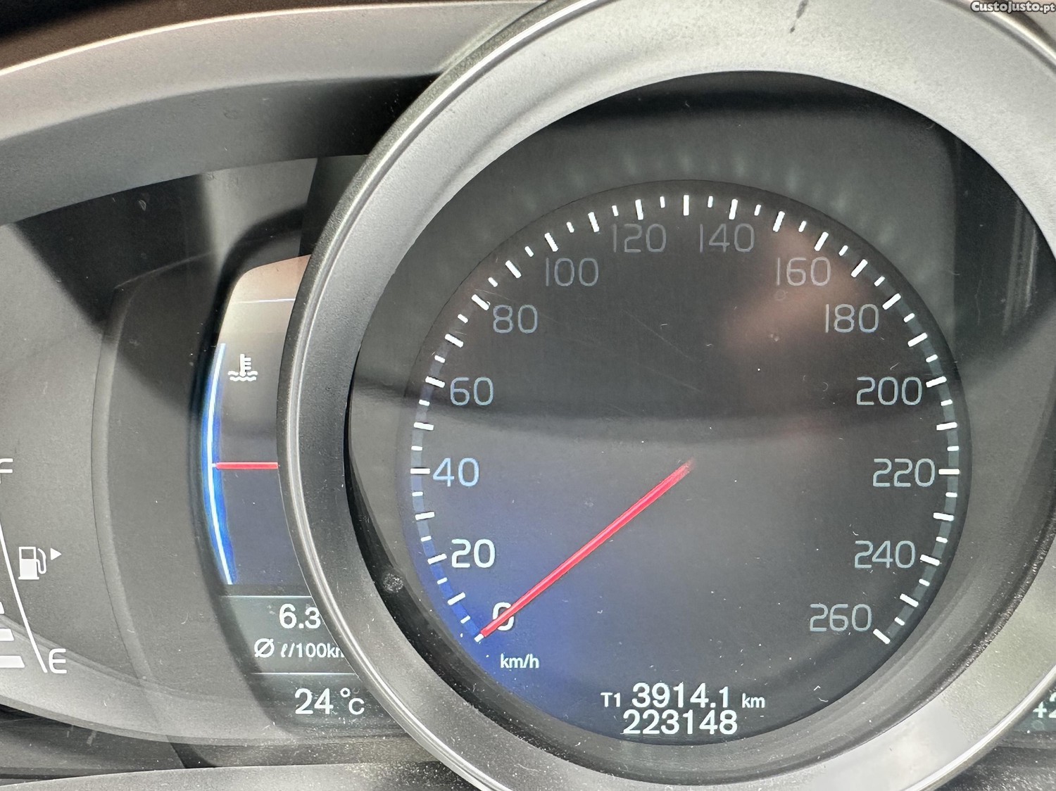 Volvo V40 RDesign — fotografia 3