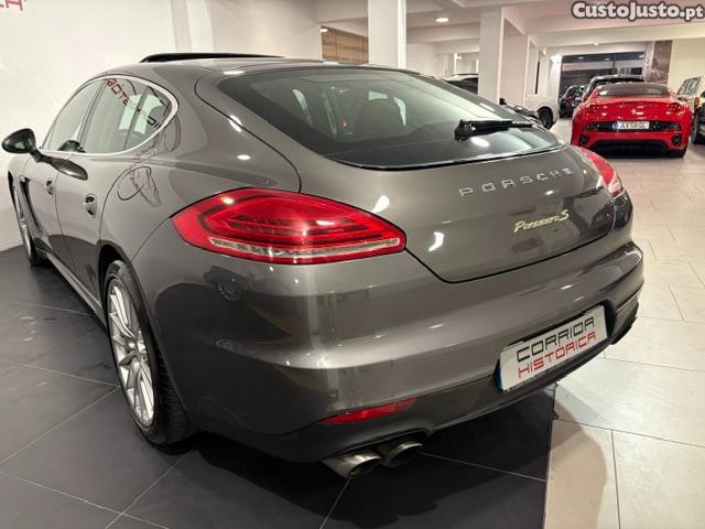 Porsche Panamera S E-Hybrid Plug-in - 14 — photo 3
