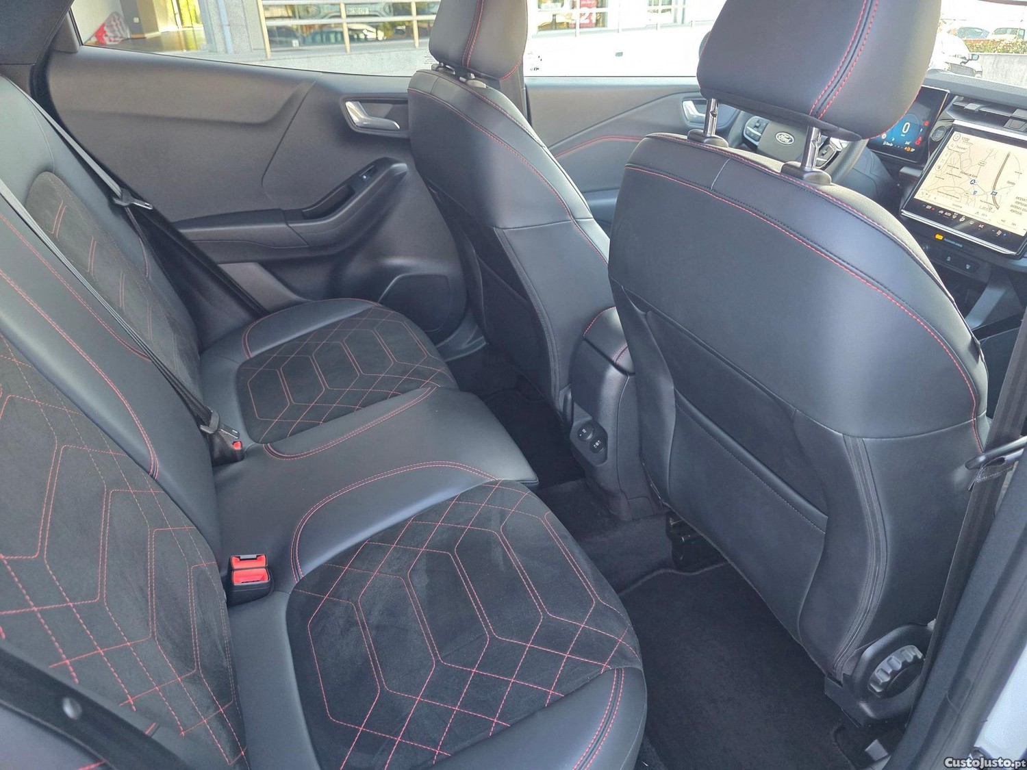 Ford Puma 1.0 EcoBoost mHEV ST-Line X — fotografia 6