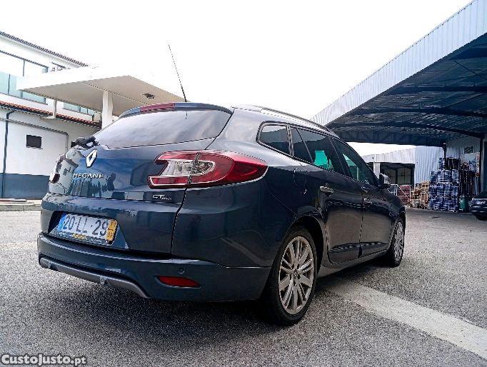 Renault Mégane Renault Megane Sport Tourer 1.5 dCi GT Line Automática — photo 2