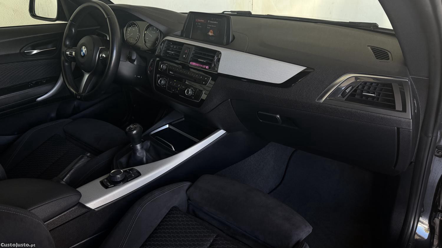 BMW 116 d Pack Desportivo M — fotografia 8