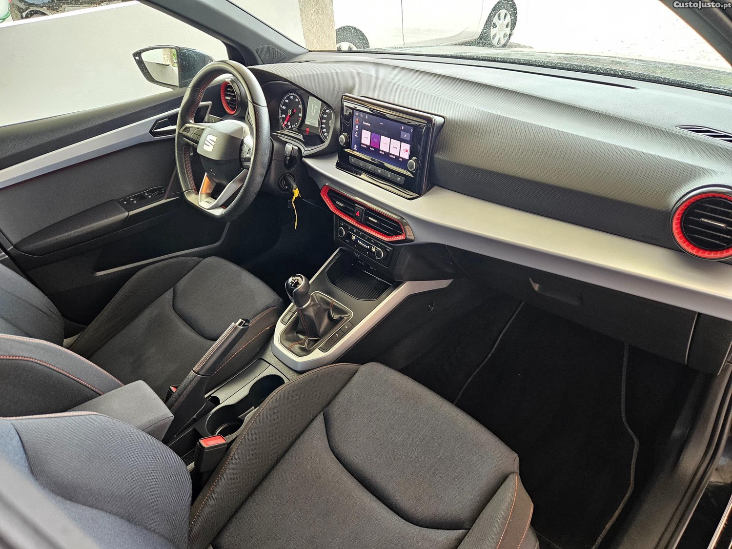 SEAT Arona 1.0 TSI FR — fotografia 5