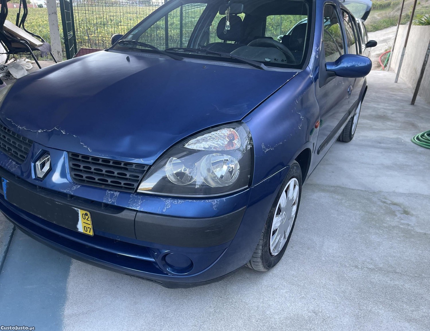 Renault Clio 1.2  16valvulas 5 portas gasolina 2002 - 02 — photo 2