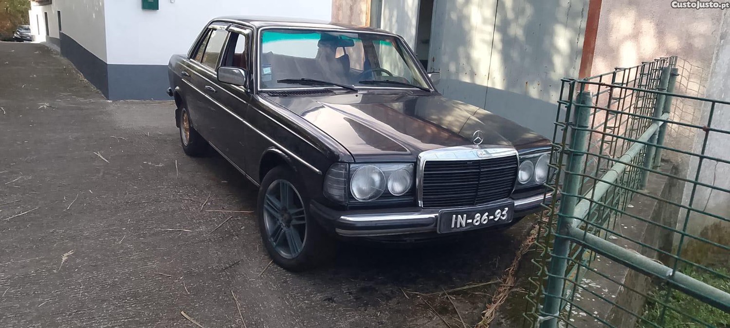 Mercedes-Benz C 240 Sedan — photo 2