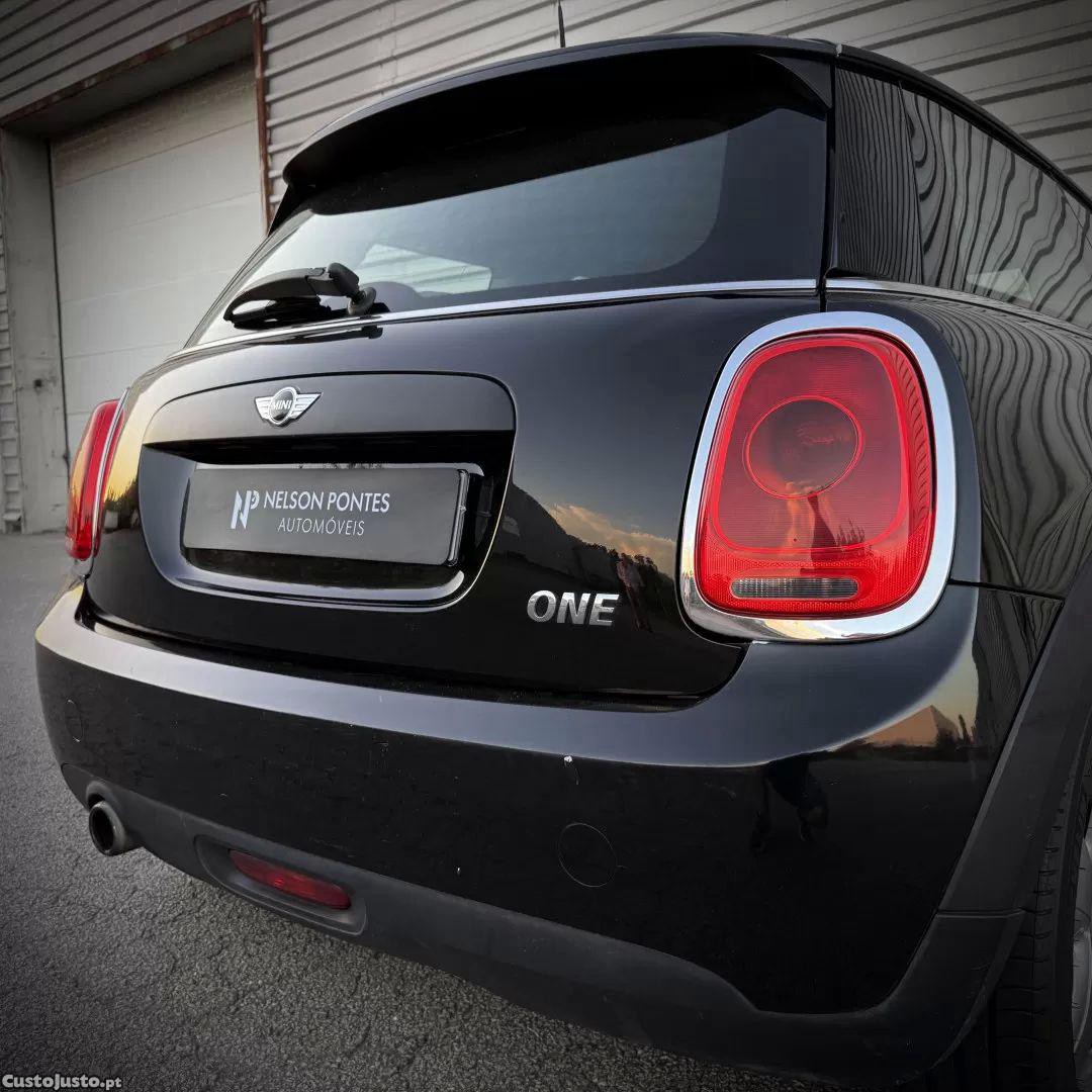 MINI One One — photo 3