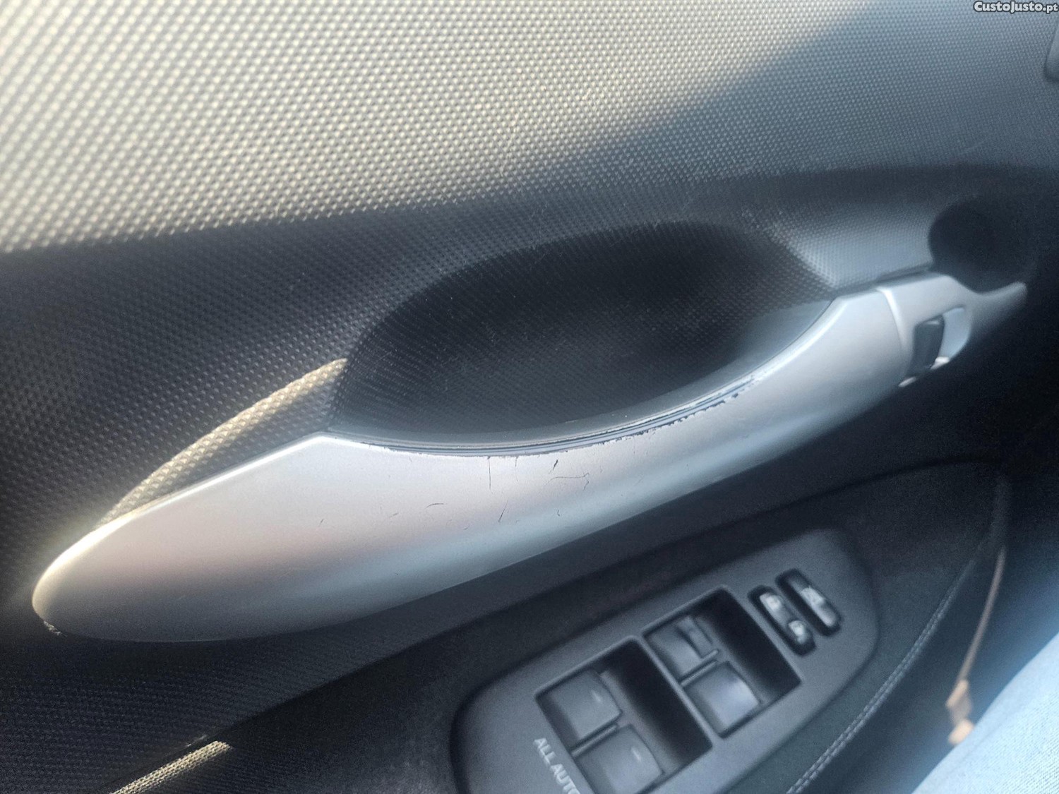 Toyota Auris Action — fotografia 5