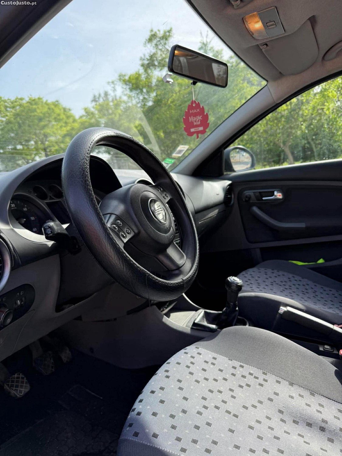 SEAT Ibiza 1.4 Tdi — fotografia 6