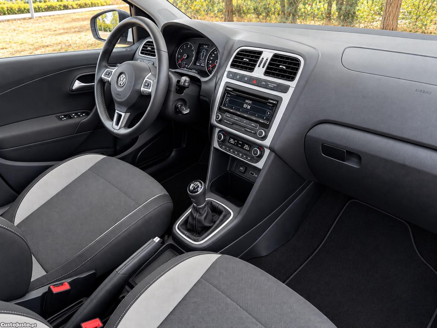 Volkswagen Polo Life — fotografia 4