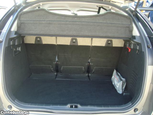 Citroën C4 Picasso 1.6 110 CV — photo 3
