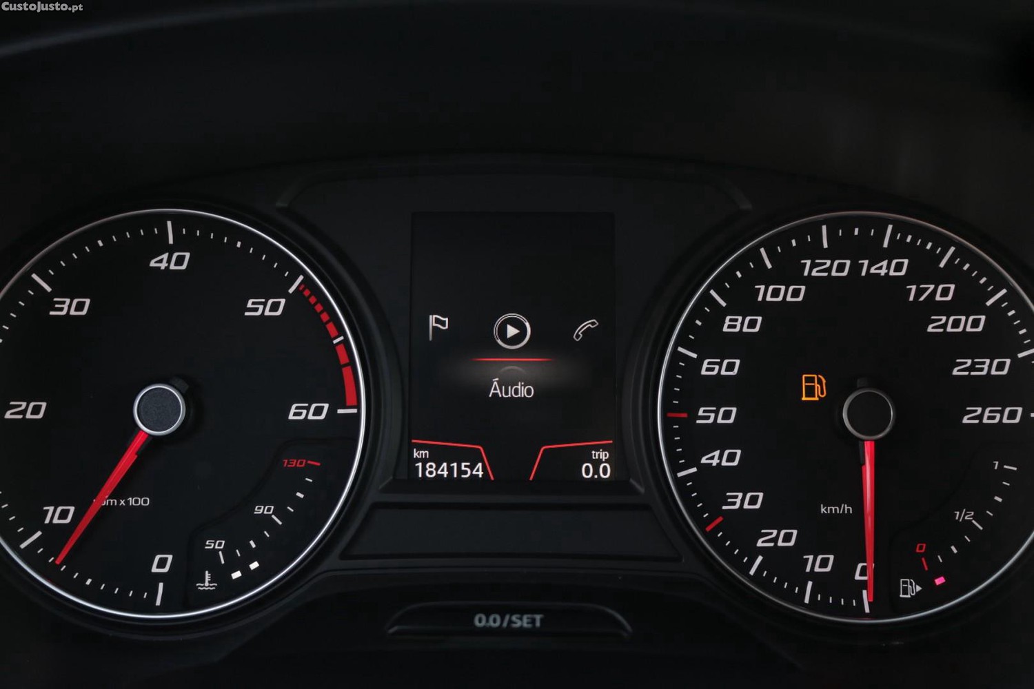 SEAT Leon ST 1.6 TDI Style 115cv — fotografia 18