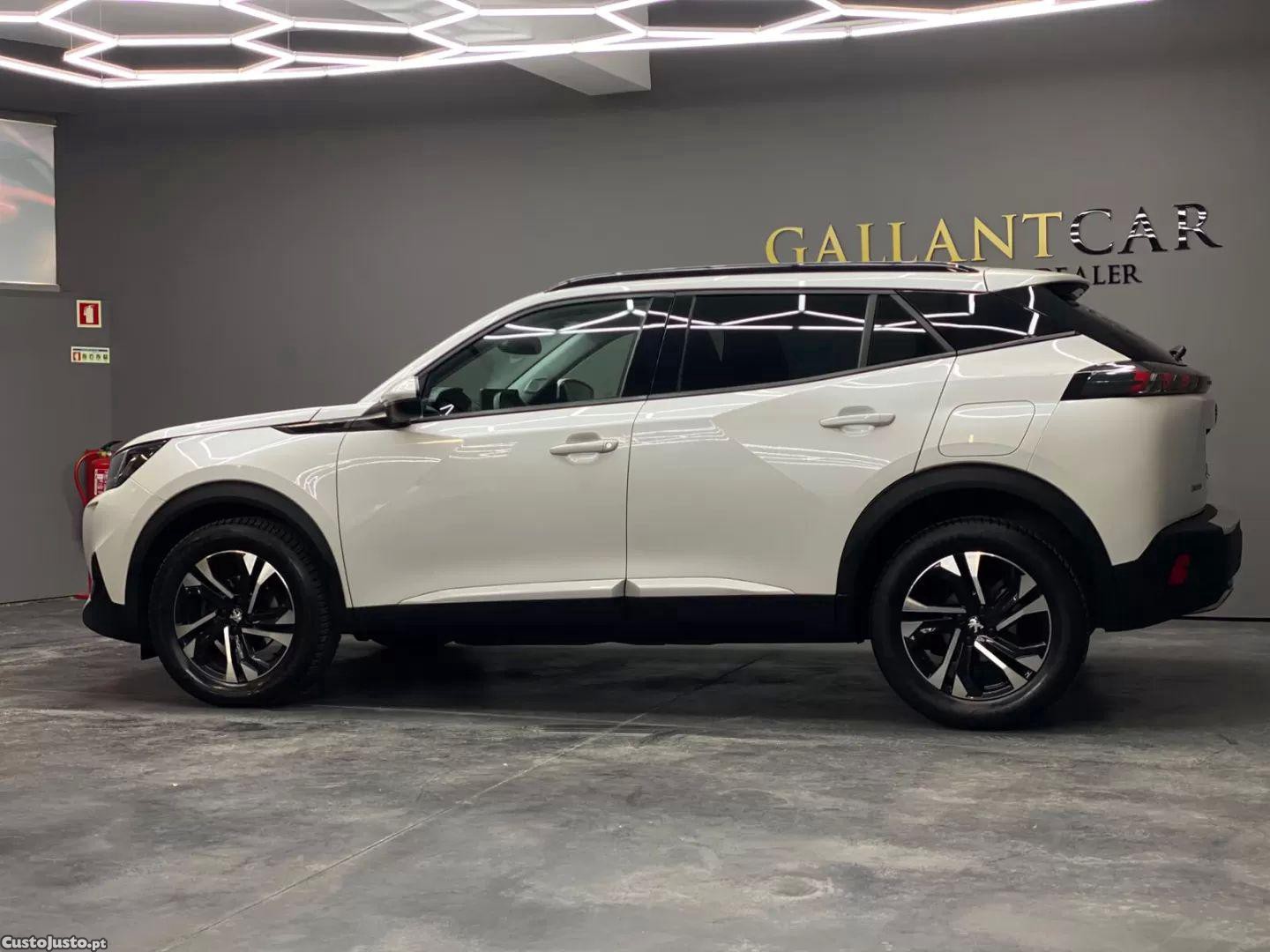 Peugeot 2008 Puretech 130hp allure — photo 4