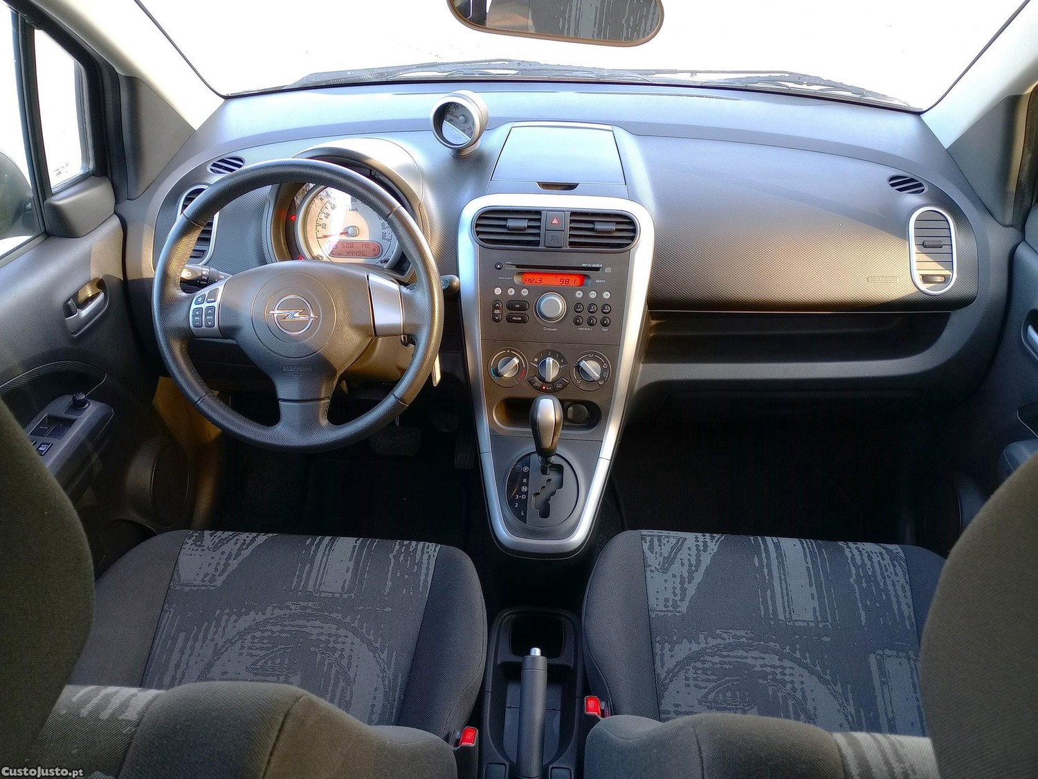 Opel Agila 1.2 Enjoy Aut. — fotografia 6