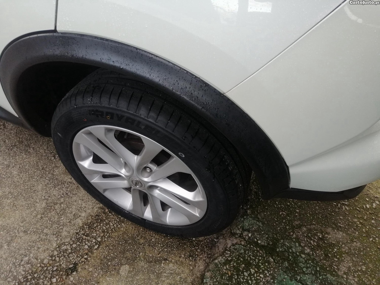 Nissan Juke 1.2 DIG-T Acenta — fotografia 7