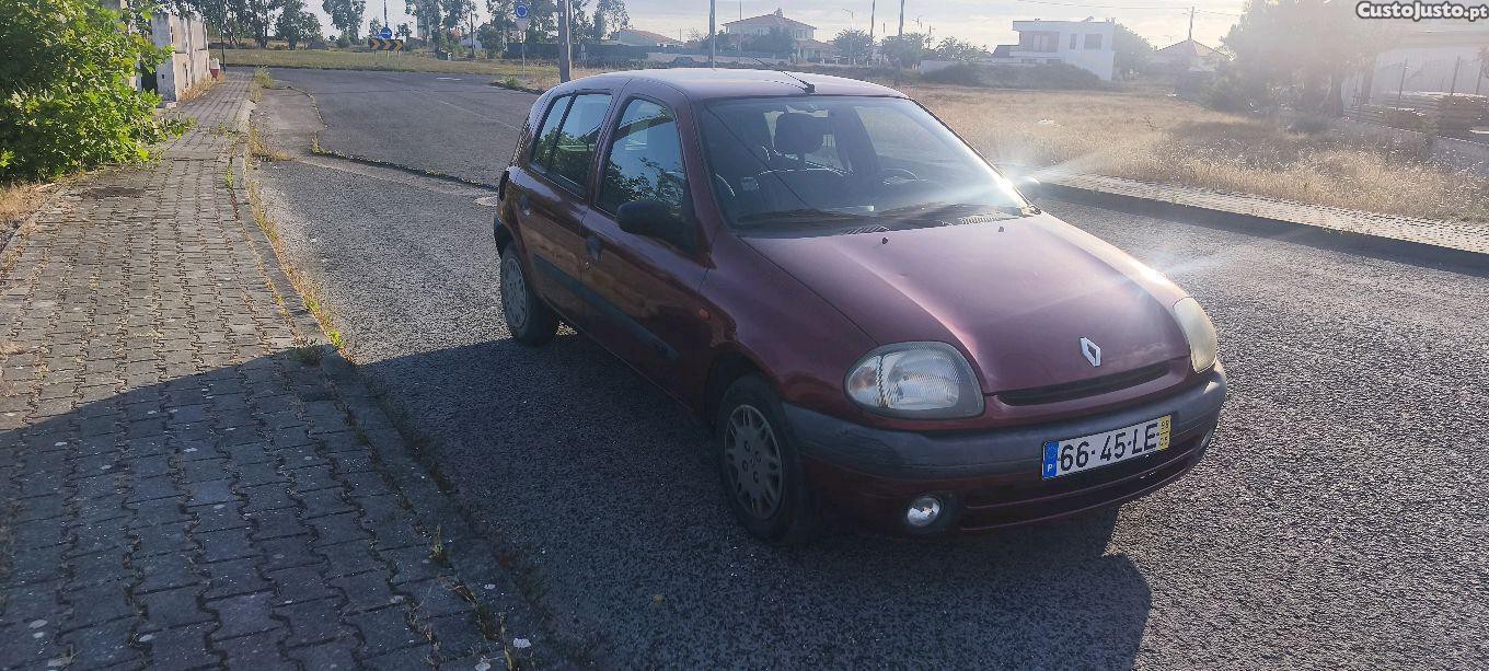 Renault Clio rt — fotografia 5