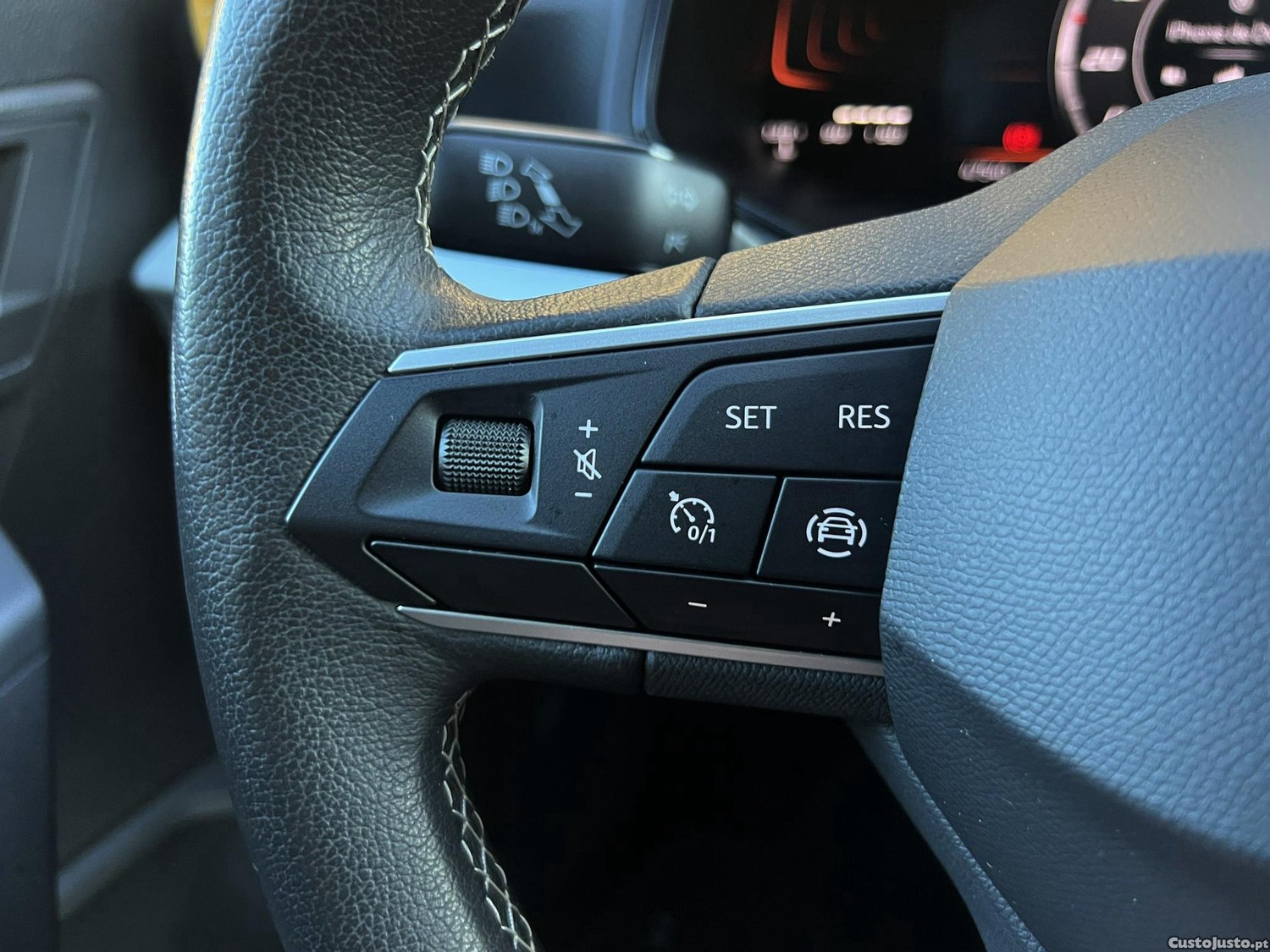 SEAT Arona TSI Style Plus — fotografia 9