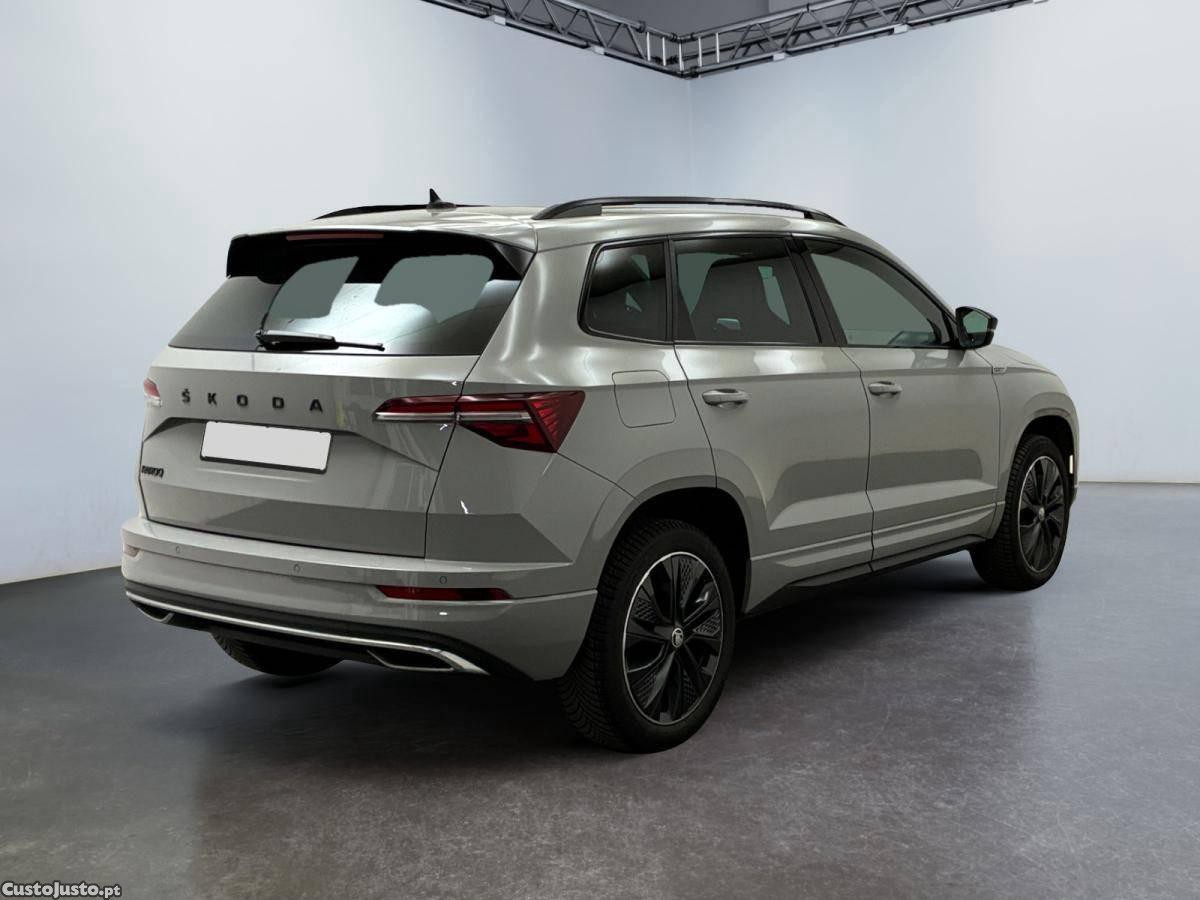 Skoda Karoq 2.0 TDI Sportline DSG — fotografia 9