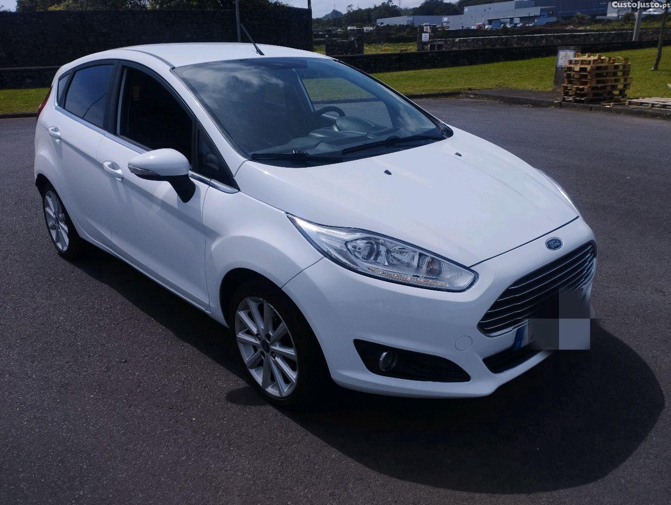 Ford Fiesta 1.5 — fotografia 9
