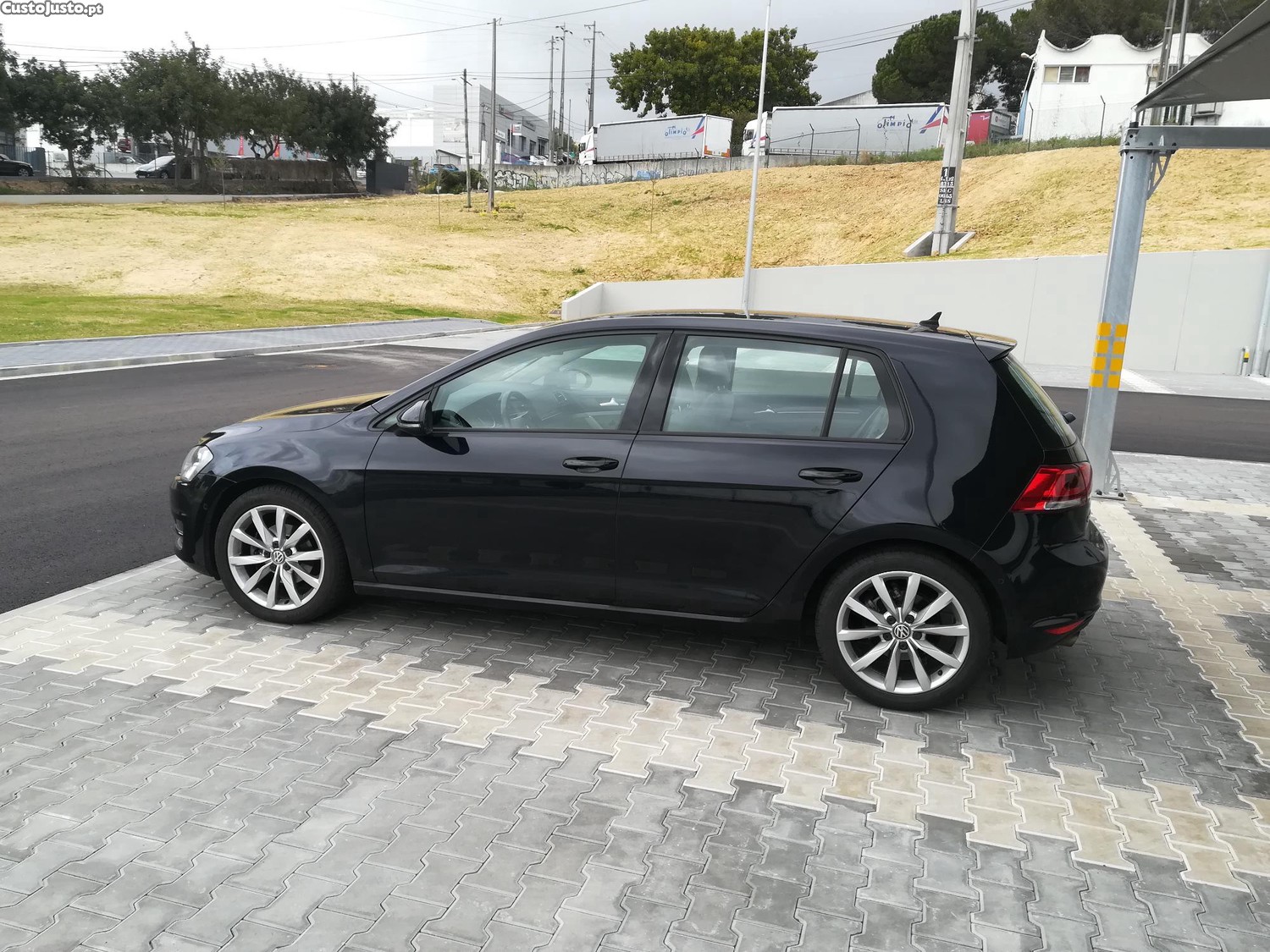 Volkswagen Golf 1.6 tdi highline 2014 — fotografia 6