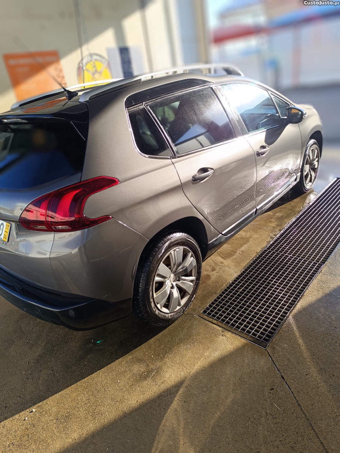 Peugeot 2008 Style — fotografia 9