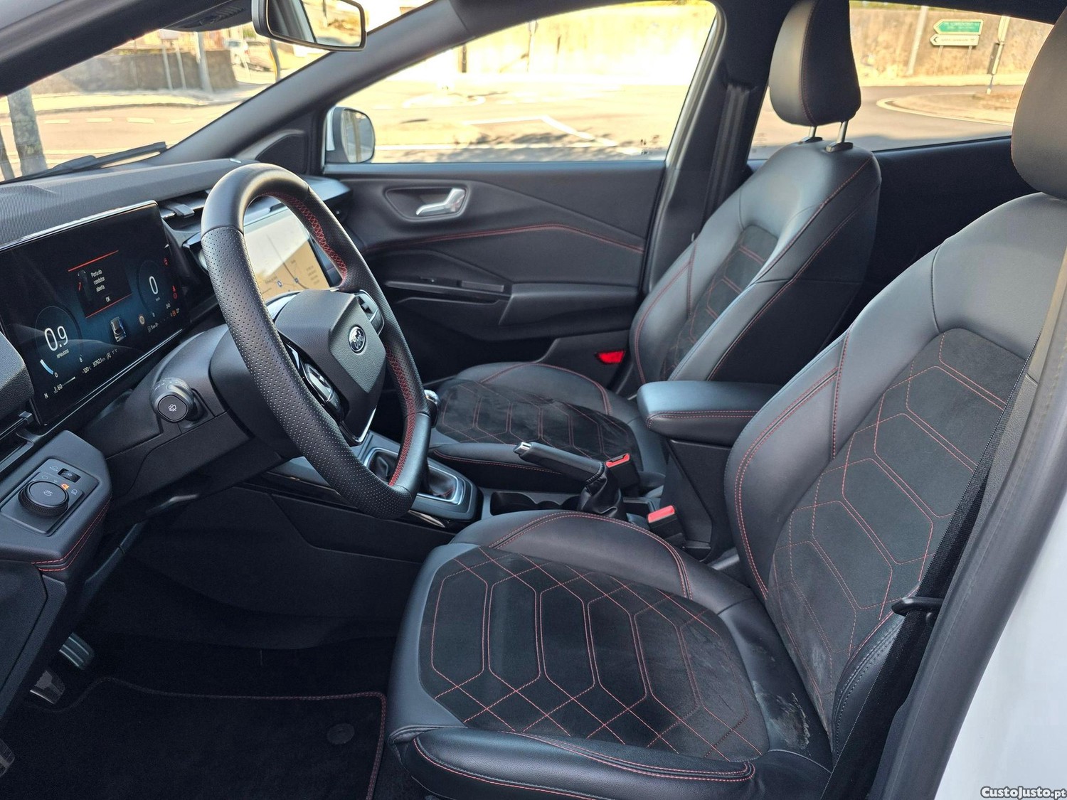 Ford Puma 1.0 EcoBoost mHEV ST-Line X — fotografia 23