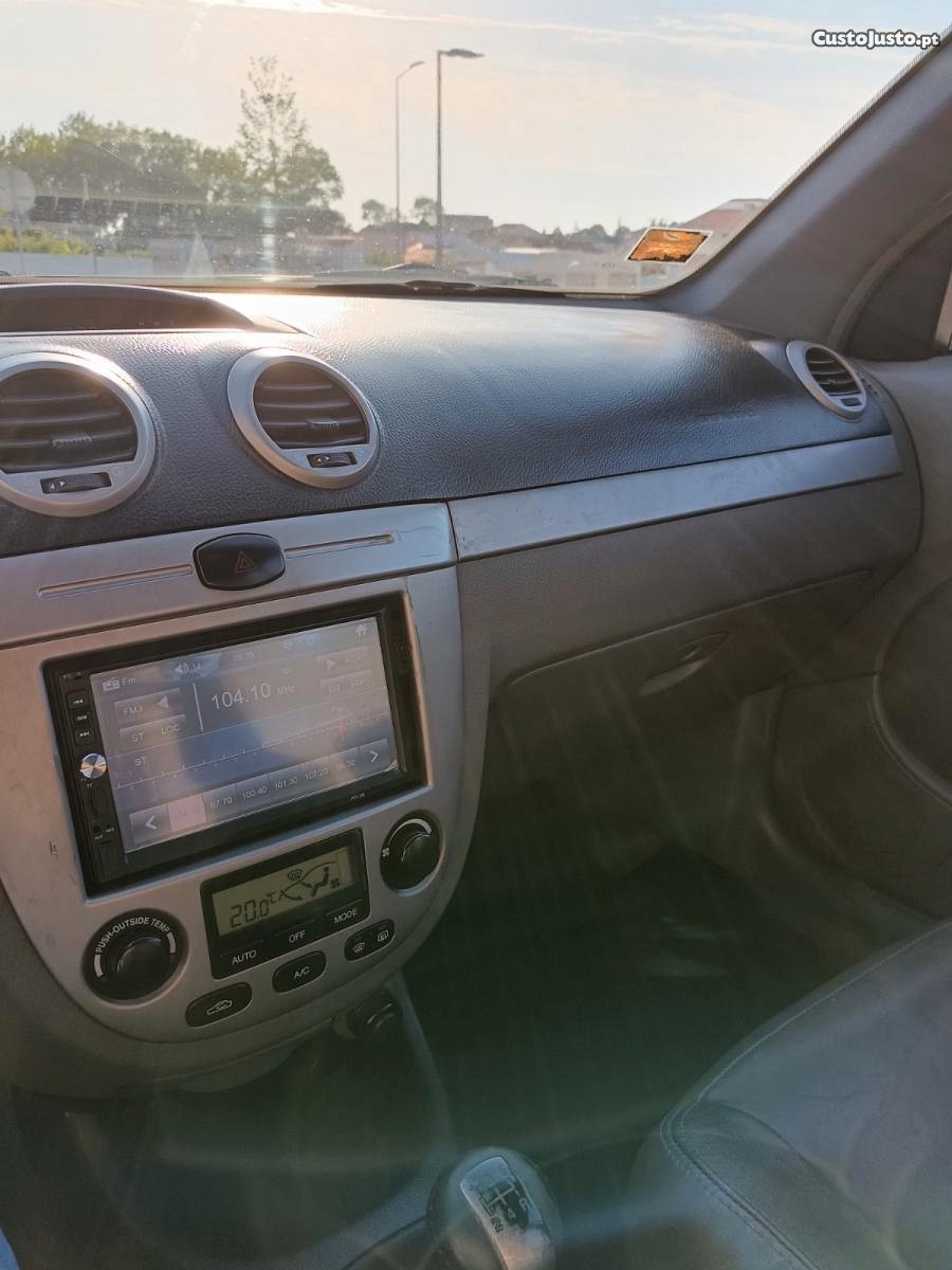 Chevrolet Nubira 2.0 TCDI CDX SW — fotografia 6