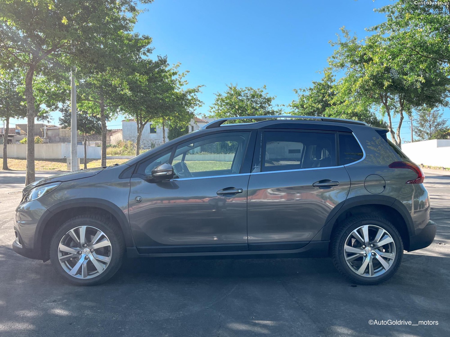 Peugeot 2008 Peugeot 2008 PureTech 110 Stop&Start Crossway — photo 2
