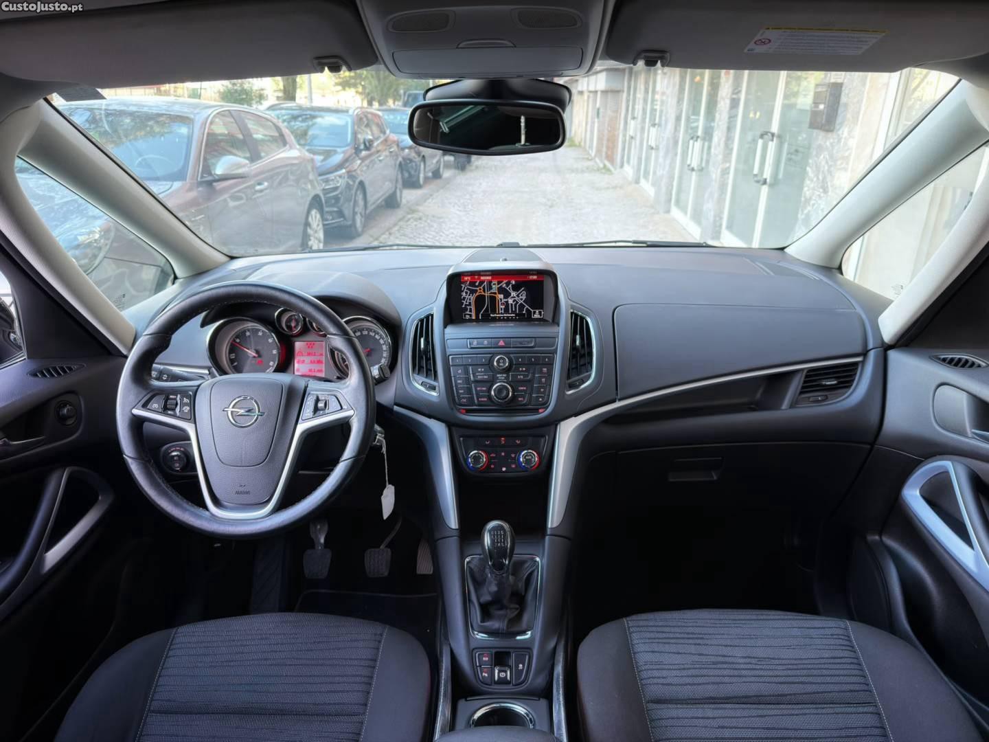 Opel Zafira 1.6 CDTi Cosmo - 14 — photo 5
