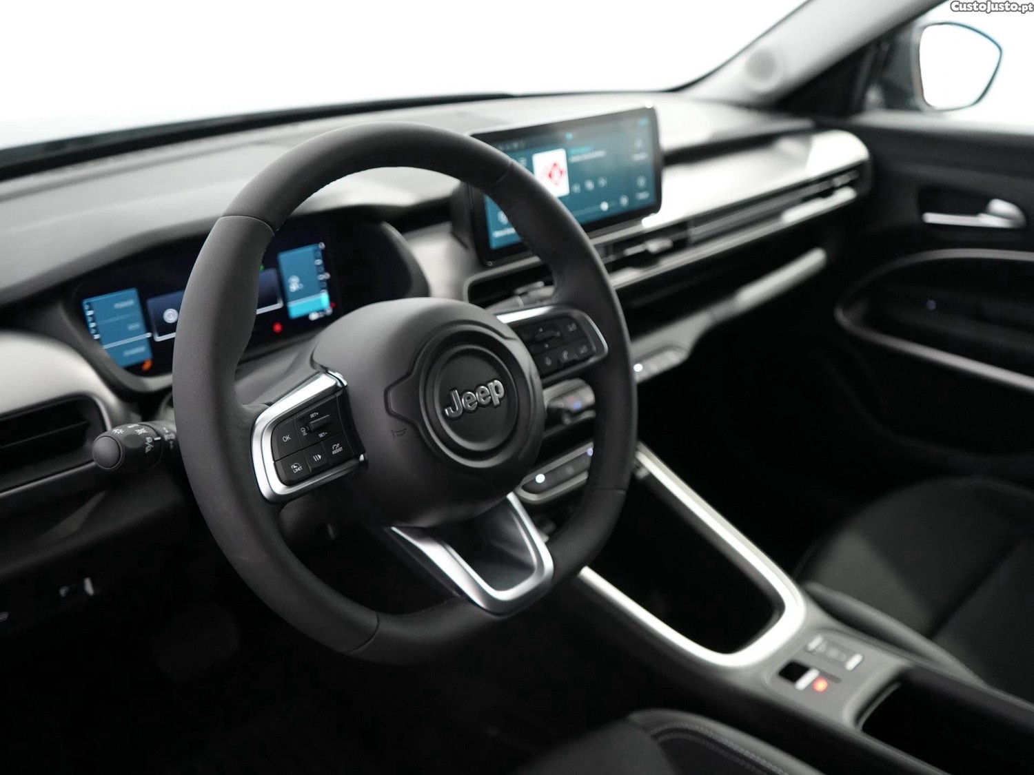 Jeep Avenger SUMMIT 156cv 54kWh — fotografia 5
