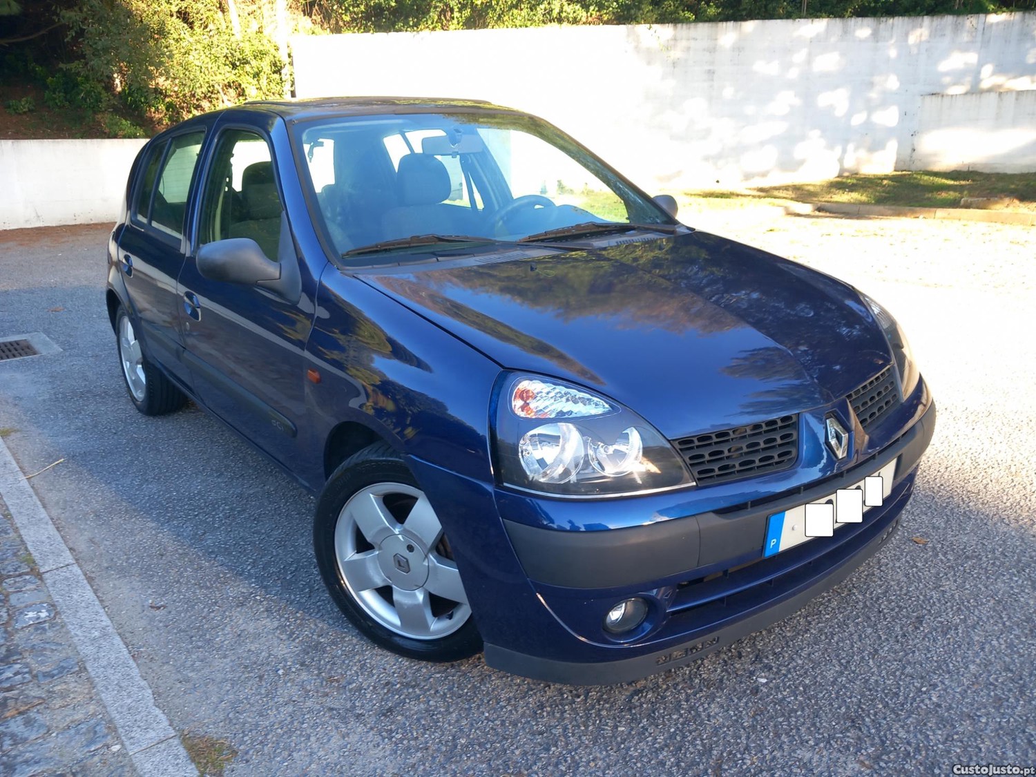 Renault Clio 1.5 dCi Confort - 01 — photo 2