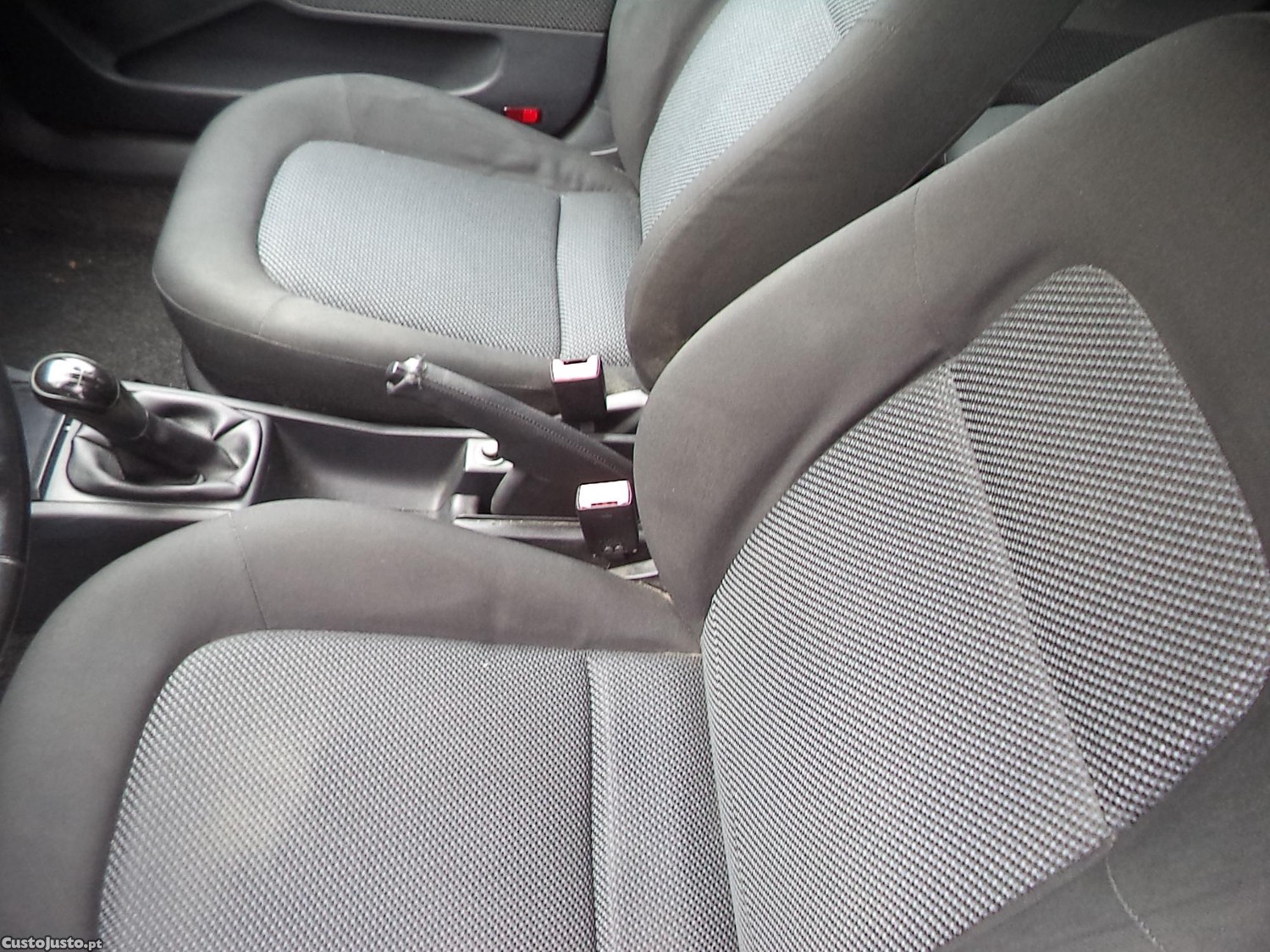 Skoda Fabia 1.2 -ac-je-180000 km — fotografia 7