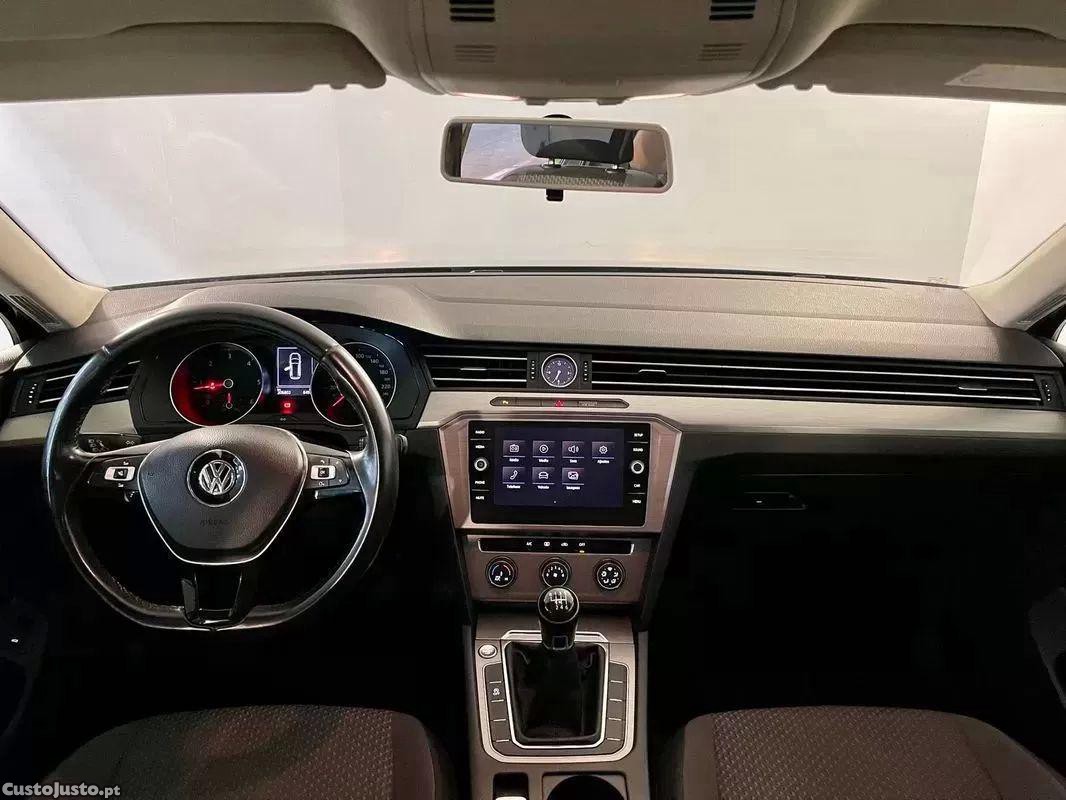 VW Passat 1.6 tdi bluemotion - 17 — photo 3