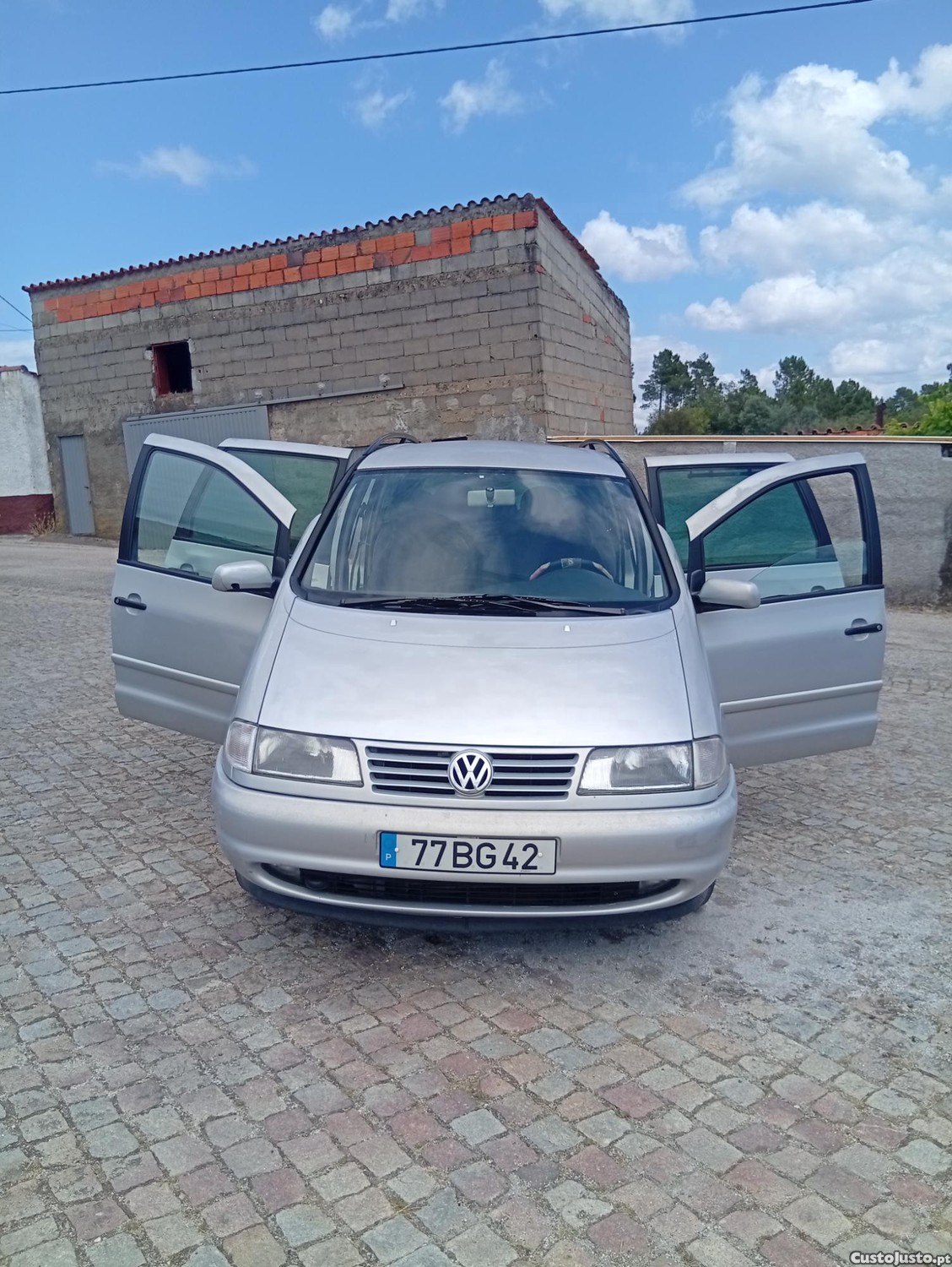 Volkswagen Sharan Em muito bom estado — fotografia 9
