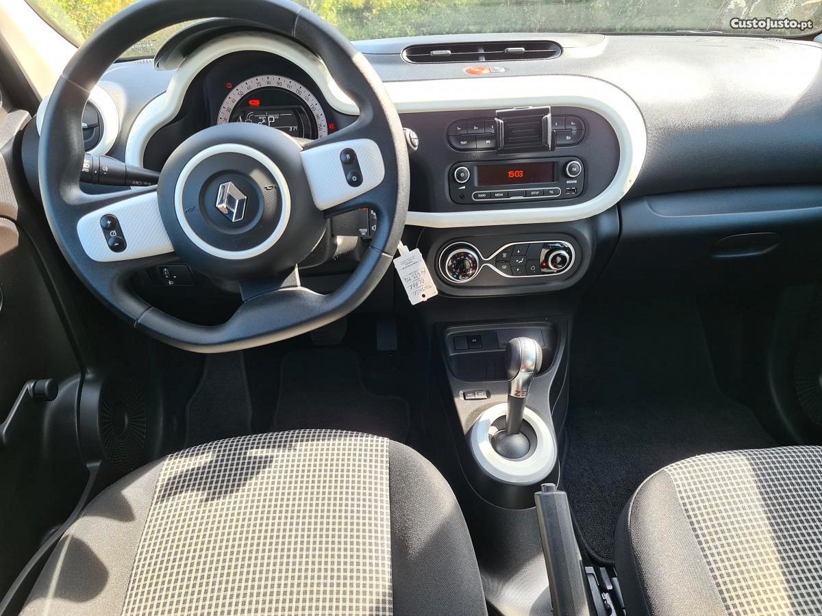 Renault Twingo Z.E. 22 Zen — fotografia 5