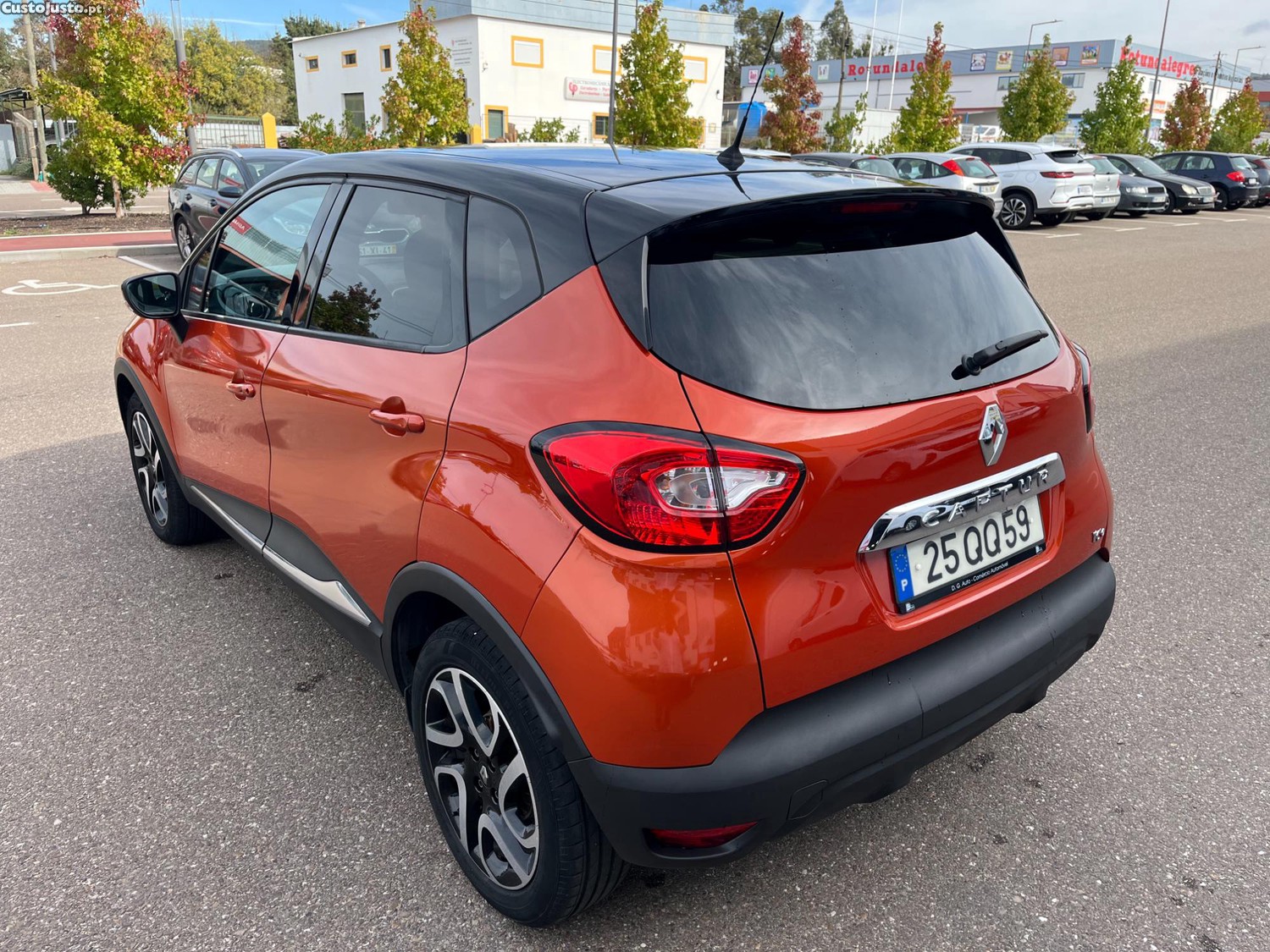 Renault Captur 0.9 Tce NACIONAL 188 000 kms - 15 — photo 3