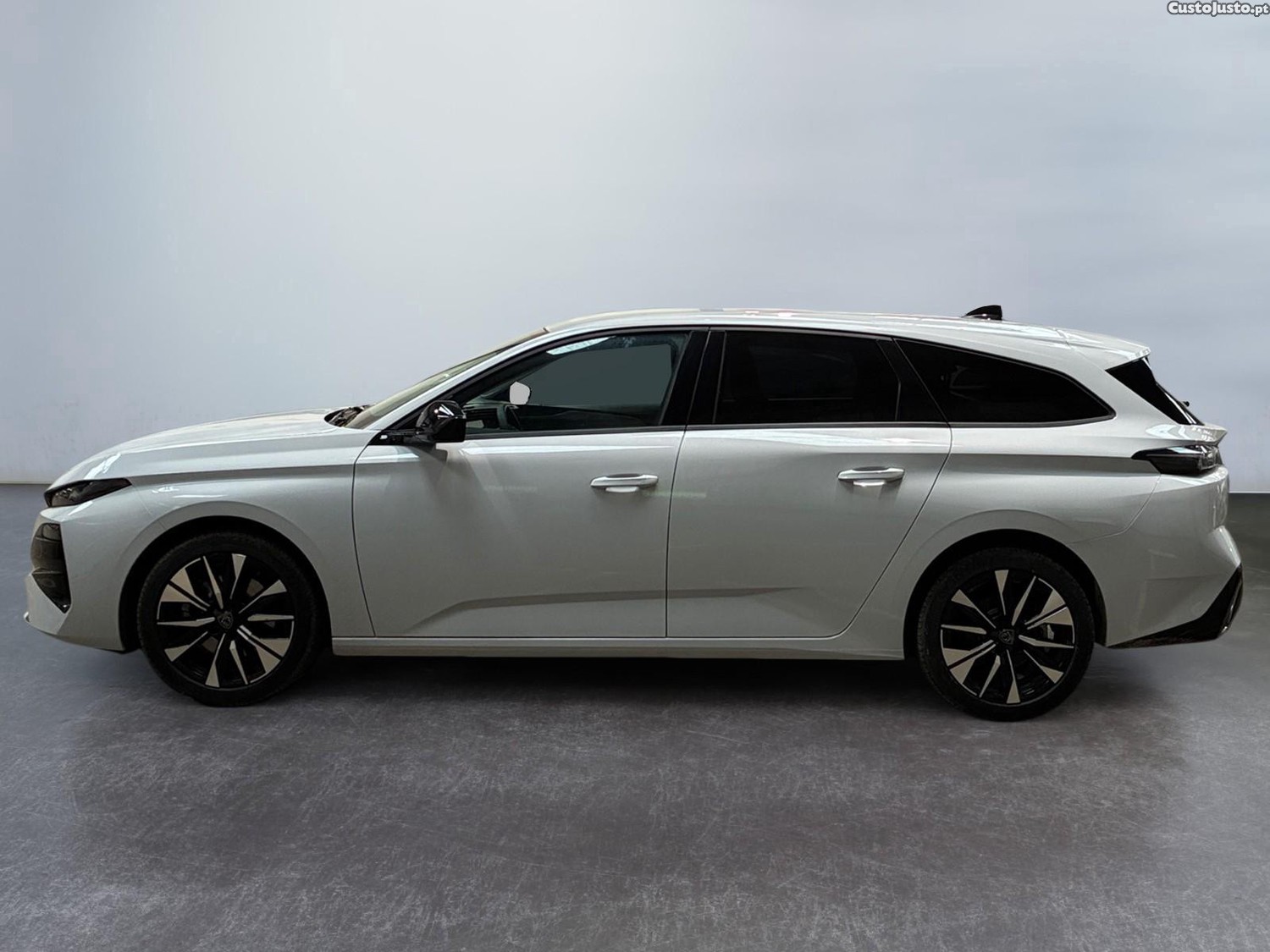Peugeot 308 SW 1.5 BlueHDi Allure EAT8 - 26 — photo 2