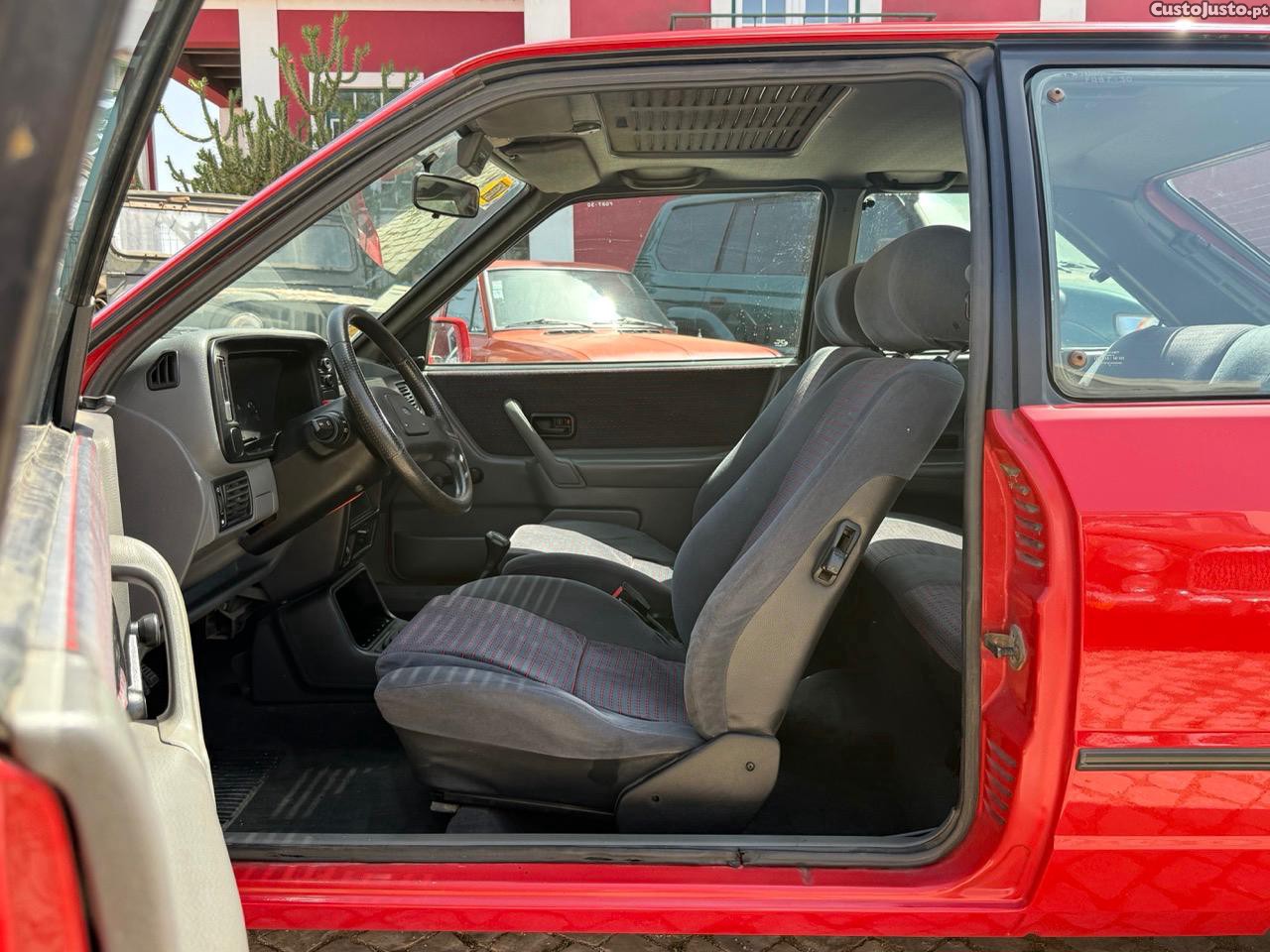 Ford Escort XR3i — fotografia 23