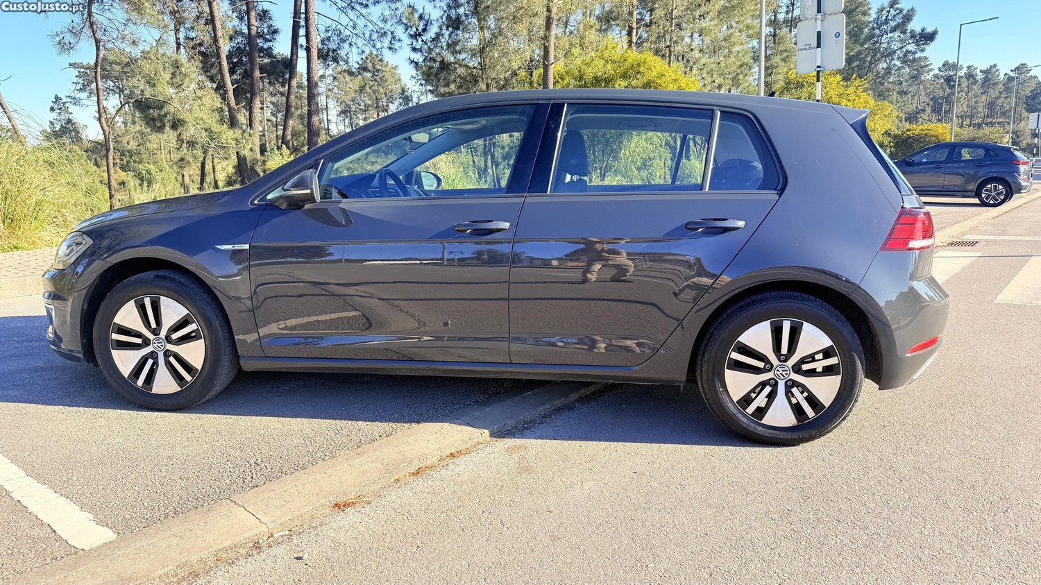 Volkswagen Golf E-GOLF — fotografia 3