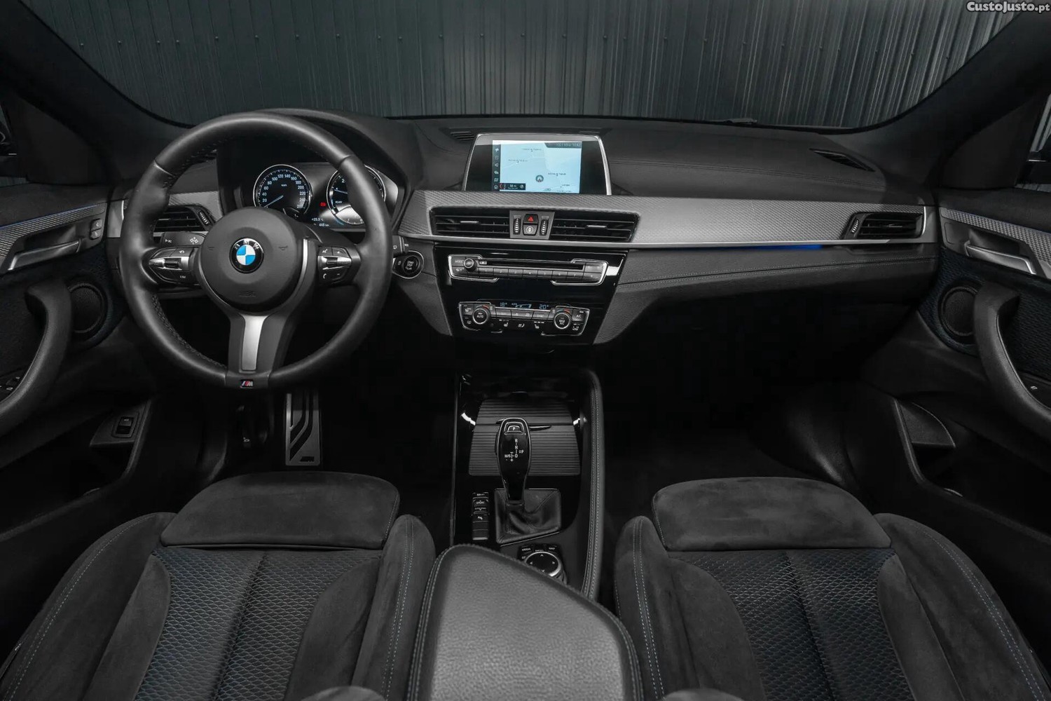BMW X2 18 i sDrive Auto Pack M — fotografia 20