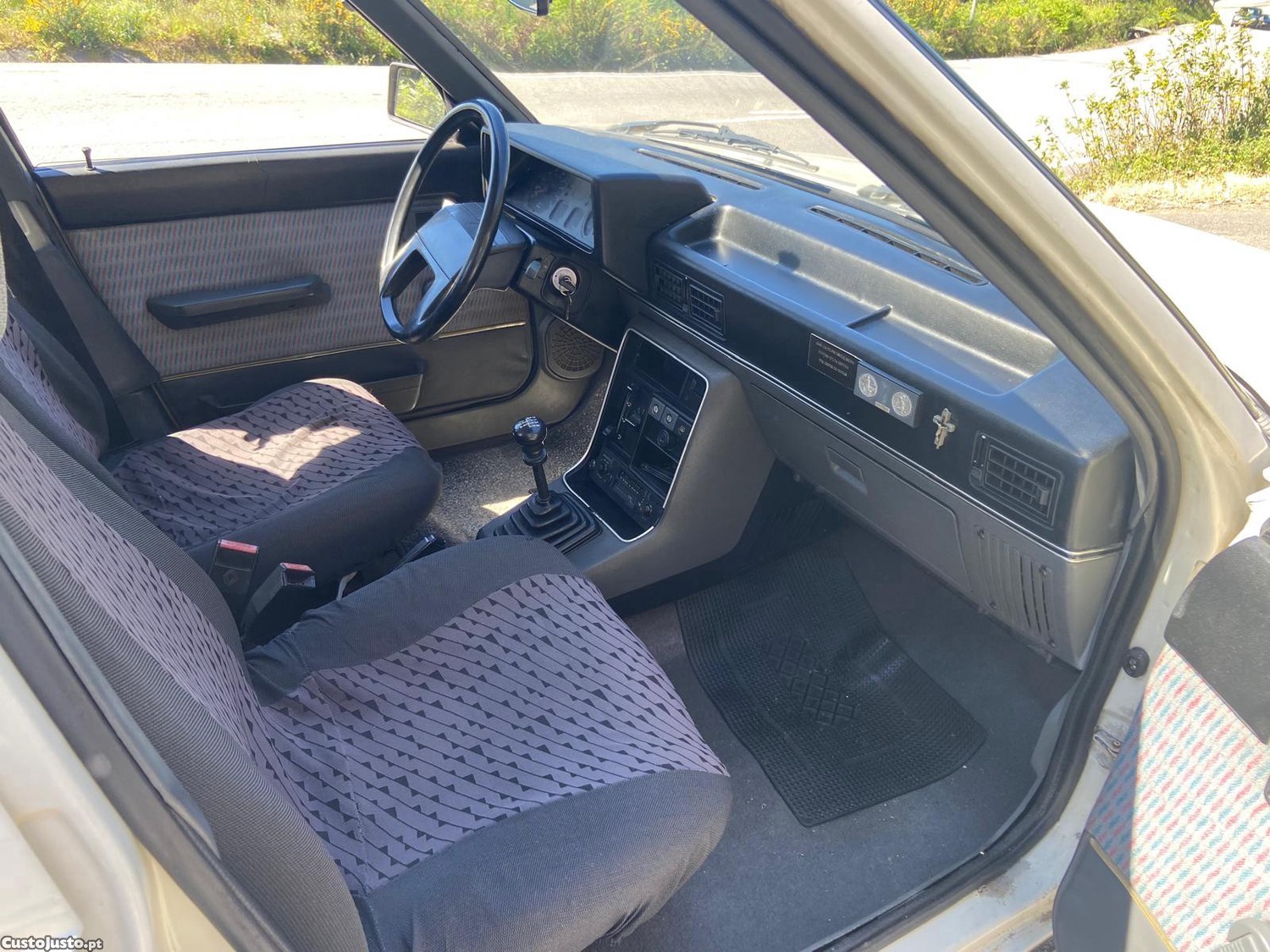 Renault 9 TL CLÁSSICO — fotografia 7