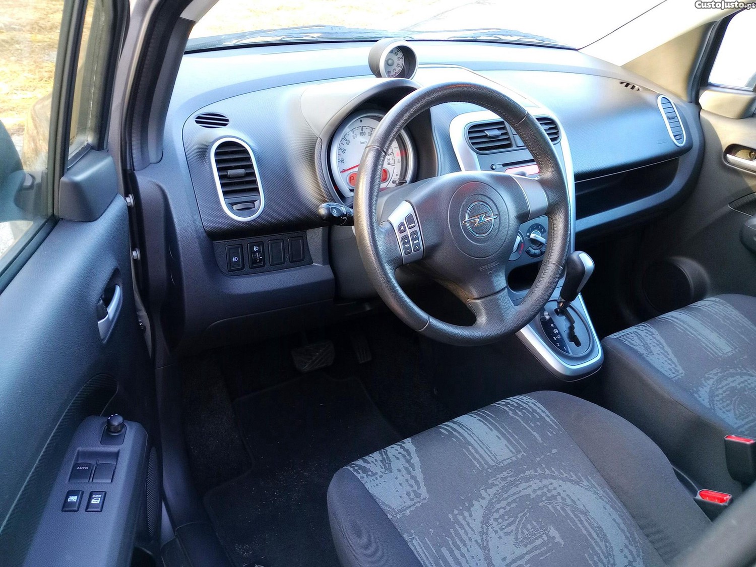 Opel Agila 1.2 Enjoy Aut. — fotografia 9