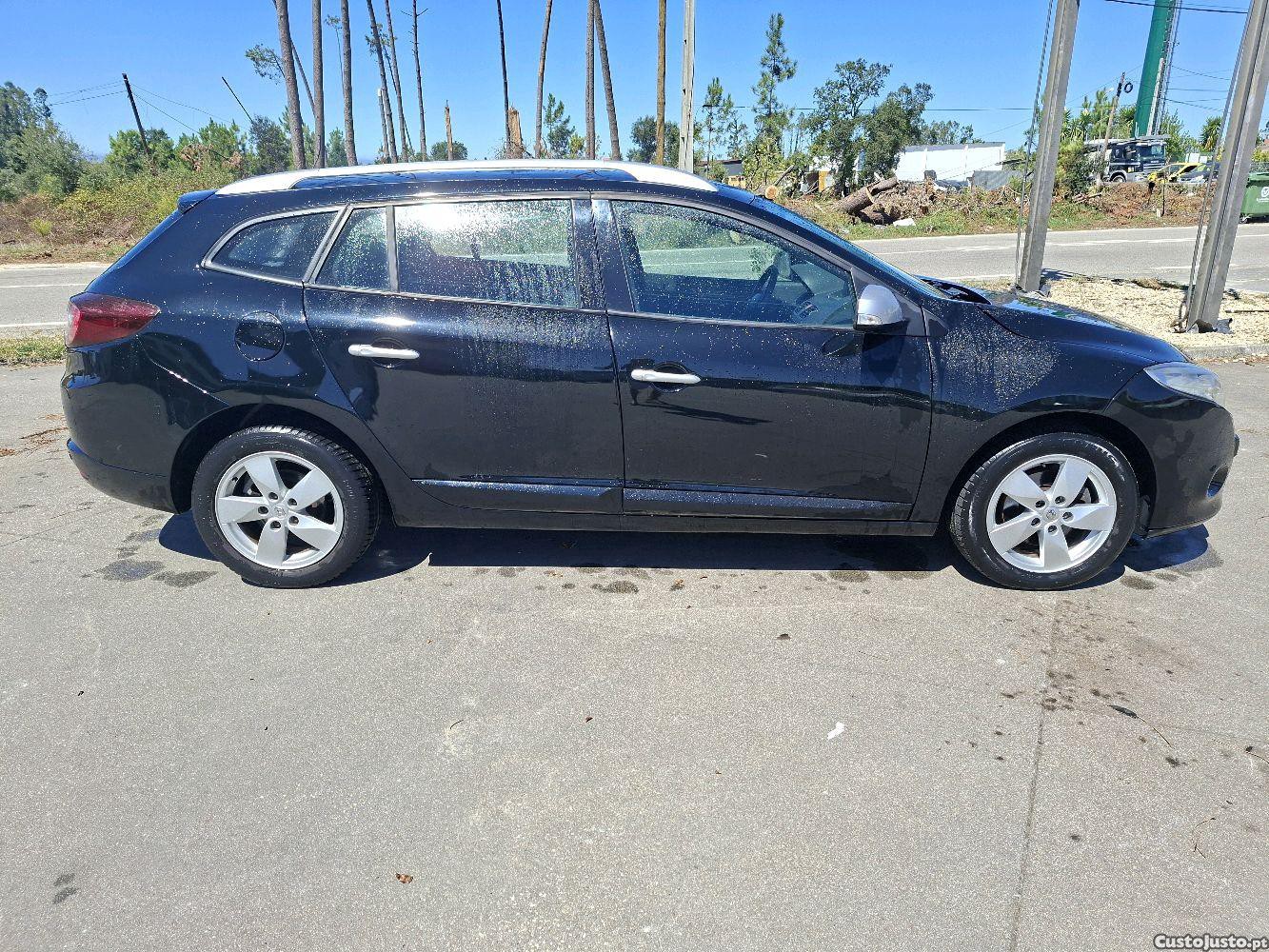 Renault Mégane Sport tourer 1.5 dci — fotografia 8