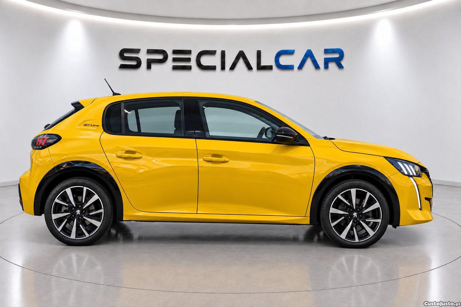 Peugeot 208 1.2 PureTech GT Pack EAT8 — photo 5