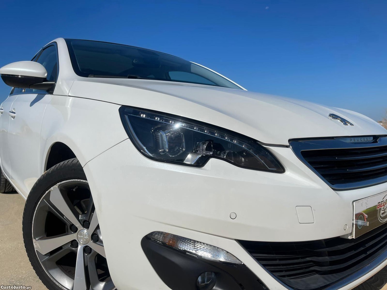 Peugeot 308 1.2 PureTech Allure EAT6 - 15 — photo 4