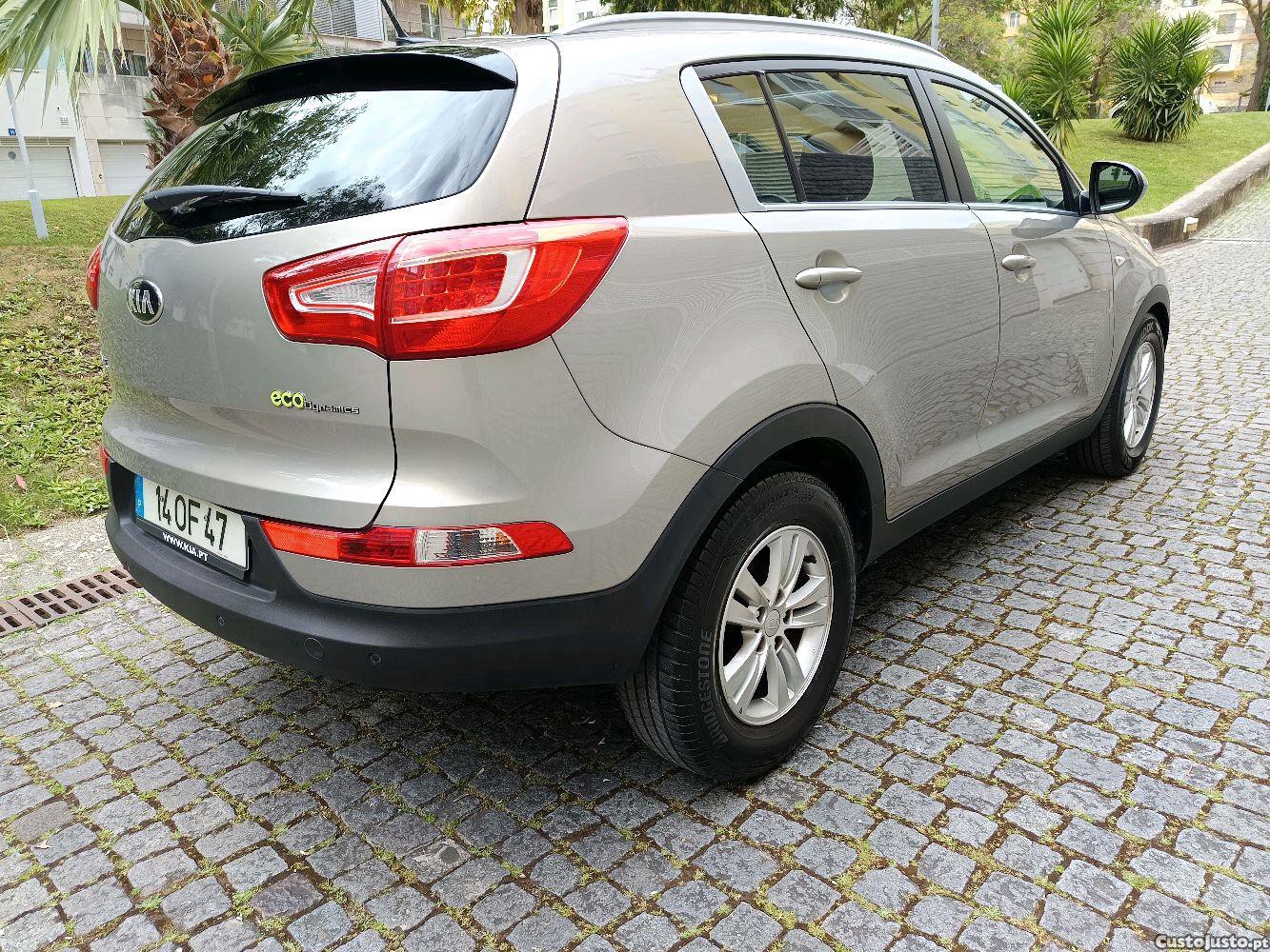 Kia Sportage 1.7 CRDi 131Milkms Nac — fotografia 9
