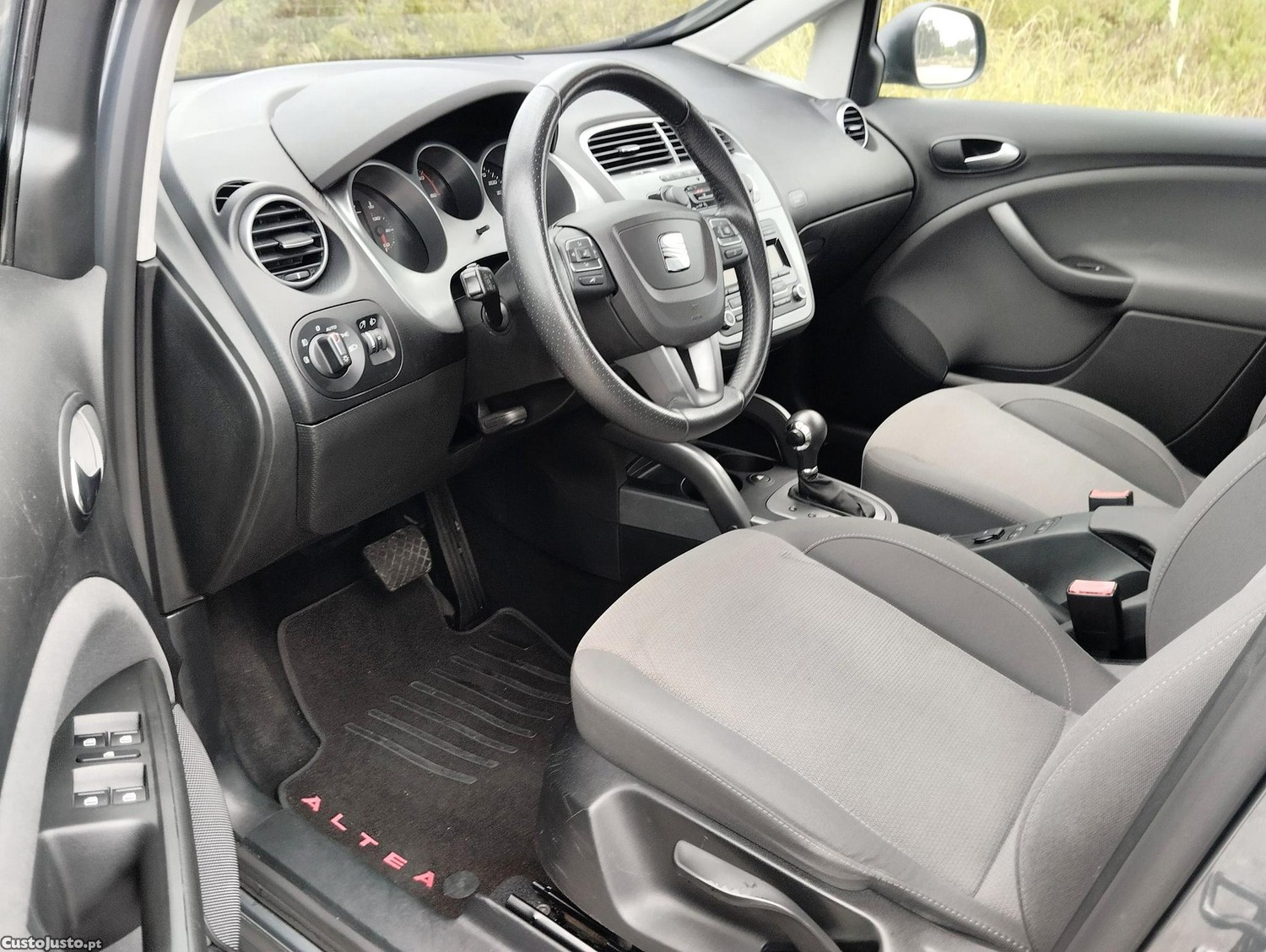 Seat Altea 1.6 TDi Automático - 13 — photo 2